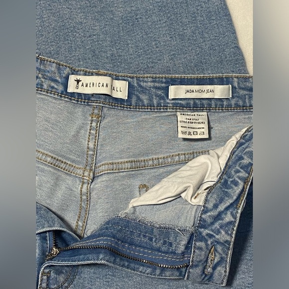 American Tall Denim - American Tall Jada Mom Jean size 32xt.​